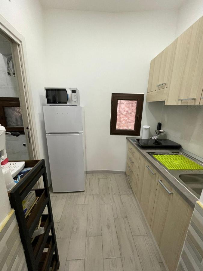 Casa Vacanze Luisa เนเปิลส์ ภายนอก รูปภาพ